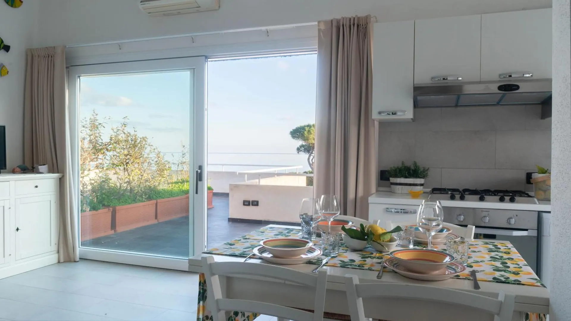 La Casa Sul Mare Apartment Cala Liberotto 0*,  Italy